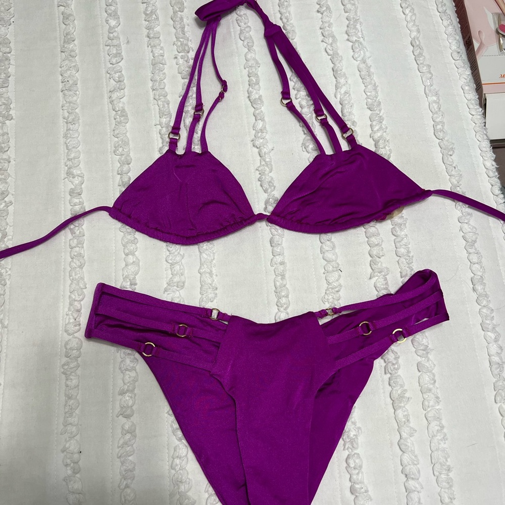 Beach Bunny Bikini Set